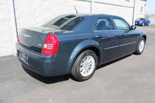 2008 chrysler 300 lx