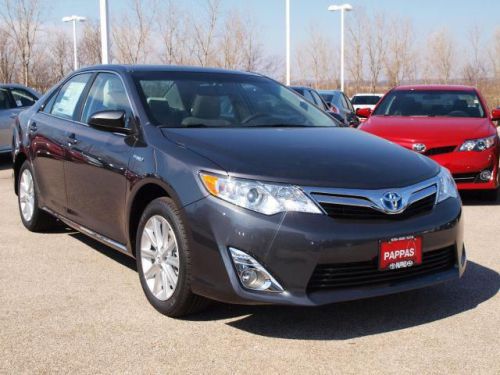 2014 toyota camry hybrid xle