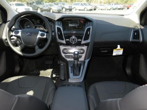2014 ford focus titanium