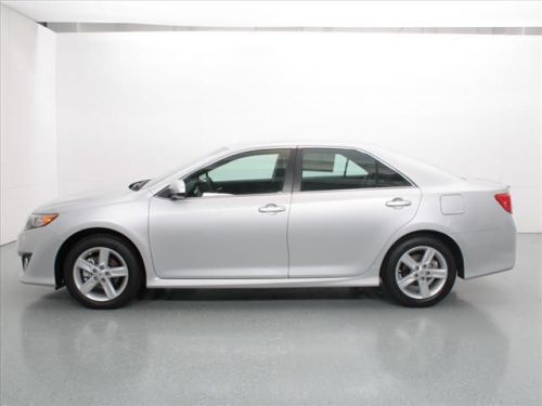 2014 toyota camry se