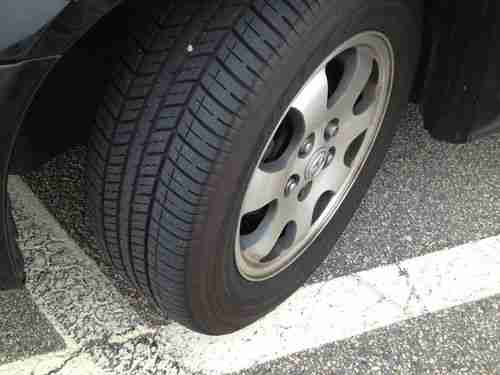 2002 Mazda 626 LX Sedan 4-Door 2.0L, image 4