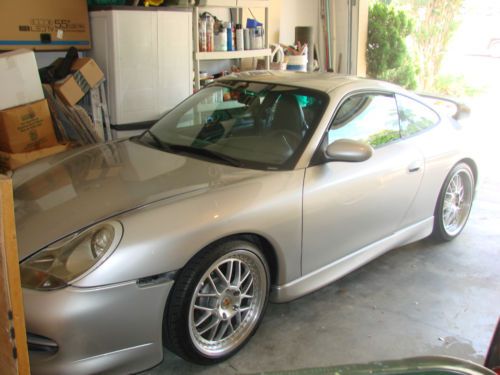 Porshe 911 carrera coupe, arctic silver -dark gray, automatic-shift-paddle shfts