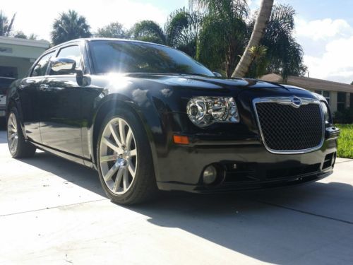 2006 chrysler 300 srt-8 6.1l hemi v8 425hp rwd navi