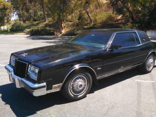 1985 buick riviera luxury coupe 2-door 5.0l