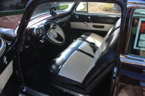 Extensively modified, 327 CID engine, 700R4 transmission, custom paint &interior, image 13