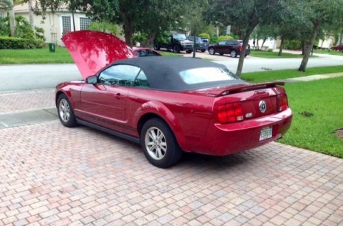 2006 ford mustang v6 deluxe convertible 90k miles