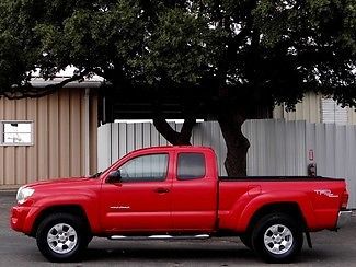 Low miles clean bedliner cruise control power options trd off road extended cab