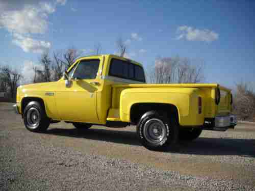 1987 GMC Sierra Classic 1500, image 2