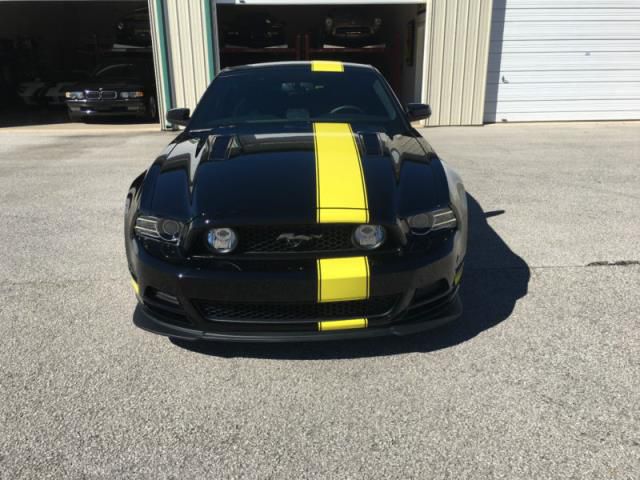 2014 ford mustang gt premium coupe 2-door