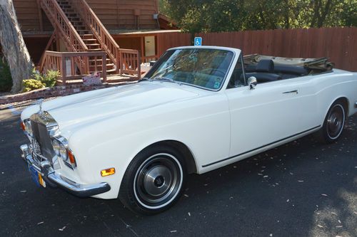 1972 rolls royce convertable.   chrome bumper rolls