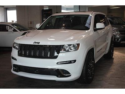 2013 jeep grand cherokee srt8 - alpine package - harmon kardon sound - moonroof