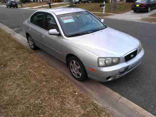 2001 Hyundai Elantra GLS Sedan 4-Door 2.0L, image 2