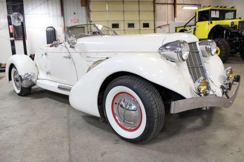 Cord 866 Boat Tail Speedster Replica