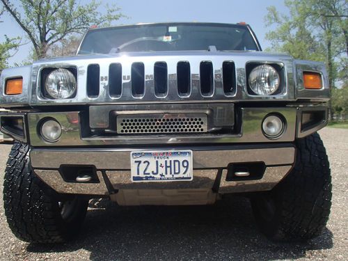 Hummer h2 sut adventure package 24" rims huge tires tv's