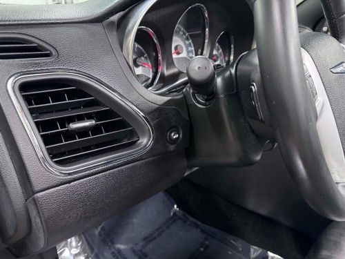 2013 chrysler 200 series limited 2dr convertible