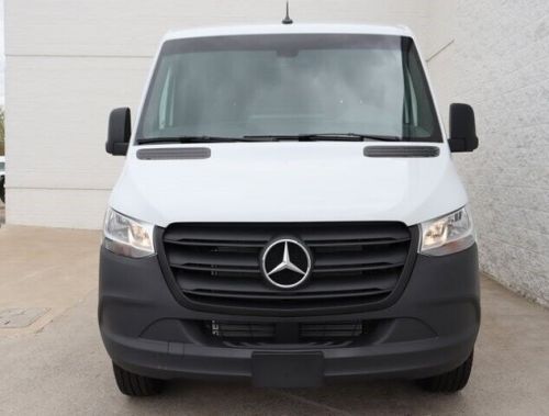 2024 Mercedes-Benz Sprinter 2500 Standard Roof I4 Diesel 144 RWD, US $45,000.00, image 2