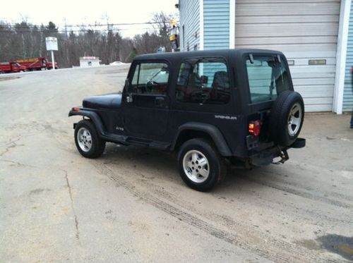 1994 jeep wrangler 4.0 l, hard and soft tops, 4 new tires!