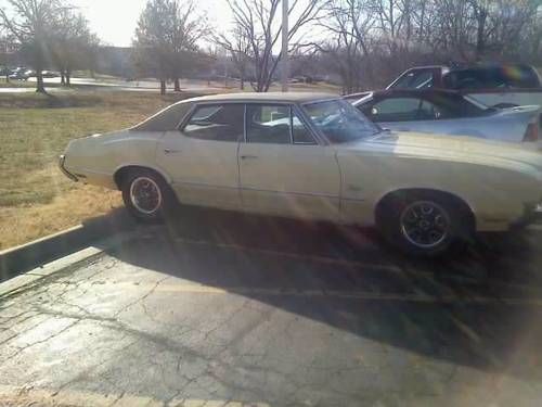 1970 4 door cutlass