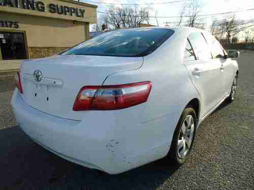 2009 Toyota Camry Sedan 4-Door 2.4L RUNS & DRIVES GREAT FLOOD NO RESERVE !!, image 7