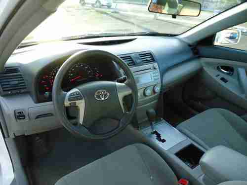 2009 Toyota Camry Sedan 4-Door 2.4L RUNS & DRIVES GREAT FLOOD NO RESERVE !!, image 15