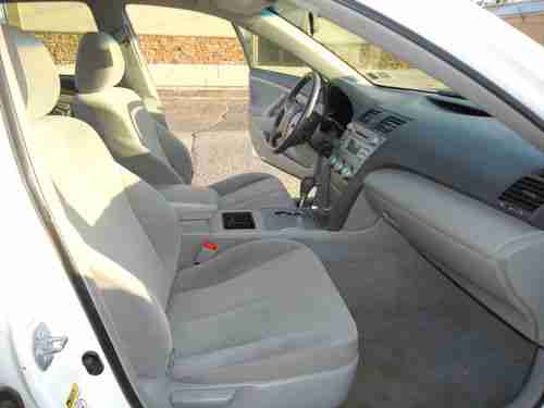2009 Toyota Camry Sedan 4-Door 2.4L RUNS & DRIVES GREAT FLOOD NO RESERVE !!, image 18