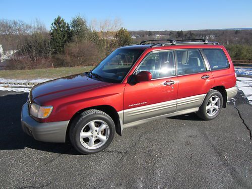 2001 subaru forester s htd seats cd changer runs 100% reliable awd