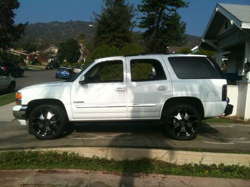 2005 gmc yukon v8 4.8l clean title