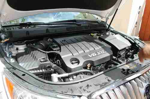 2010 BUICK LACROSSE CXL WHITE, image 7