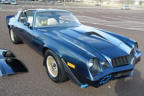 1979 chevrolet camaro z-28-----(rare t-top car) 4 speed stick---76,000 original