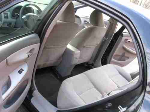 2010 Toyota Corolla LE Sedan 4-Door 1.8L Very Clean drive great low reserve, image 16