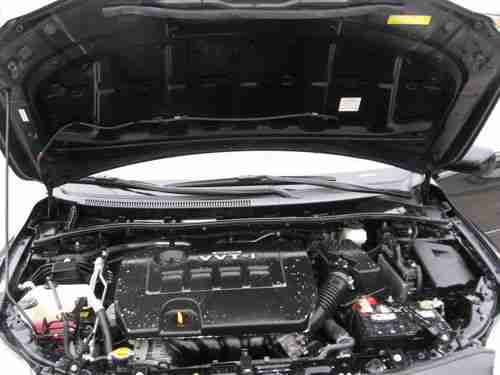 2010 Toyota Corolla LE Sedan 4-Door 1.8L Very Clean drive great low reserve, image 21