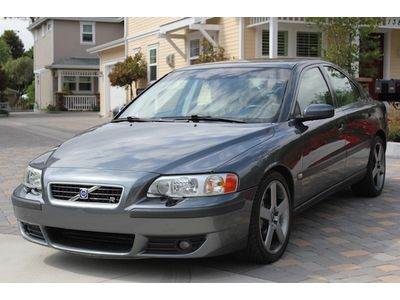 2004 volvo s60r