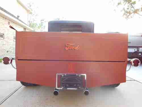 1932 Ford Custom Hot-Rod Pickup, image 2