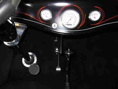 1932 Ford Custom Hot-Rod Pickup, image 10