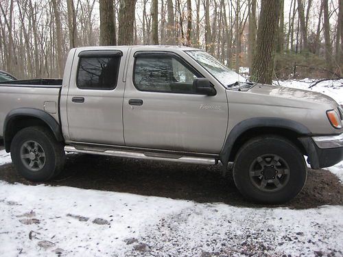 2000 nissan frontier quad cab super low miles