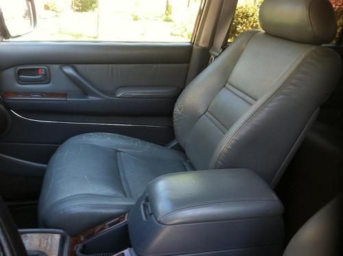 1993 4WD Toyota Land Cruiser FJ80 LEATHER INTERIOR REMOTE START LOW RESERVE, image 15