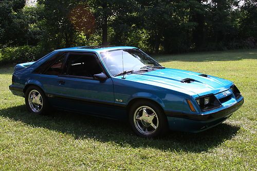 1986 ford mustang gt hatchback