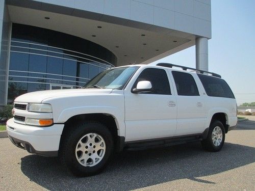 2004 chevrolet suburban z71 4x4 white loaded 1 owner