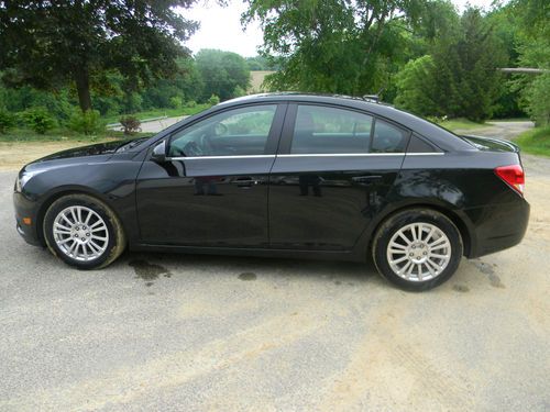 2012 chevrolet cruze eco sedan 4-door 1.4l black metallic 42mpg