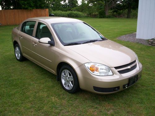 2005 chevrolet cobalt 4dr  sedan ls  33mpg