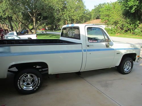 Classic 1985 chevy c 10 long bed one of a kind truck