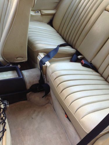 1985 Mercedes Benz 300CD Diesel, Low Miles, Excellent Condition, image 4