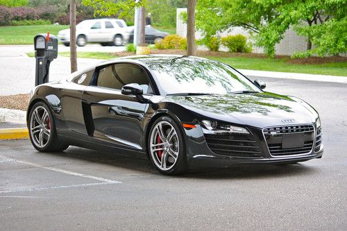 2008 audi r8 base coupe 2-door 4.2l