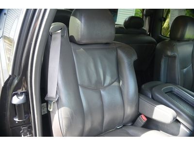 Very Clean! Low Miles! 4 Wheel Drive! Leather!, image 55