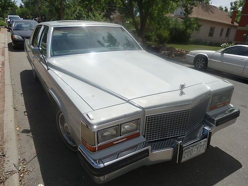 Mint 1987 cadillac fleetwood brougham d'elegance sedan 4-door 5.0l, 99,500