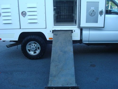 Chevrolet Silverado 2500 Dog Truck, image 2