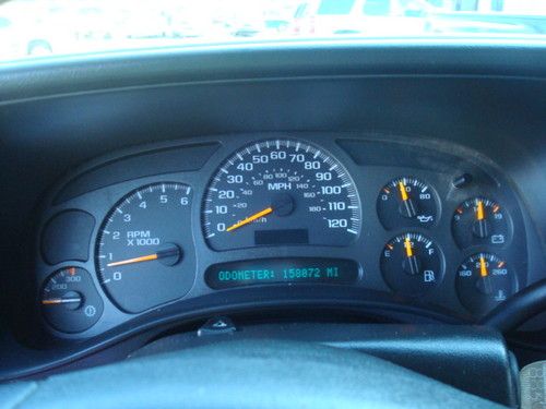 Chevrolet Silverado 2500 Dog Truck, image 9