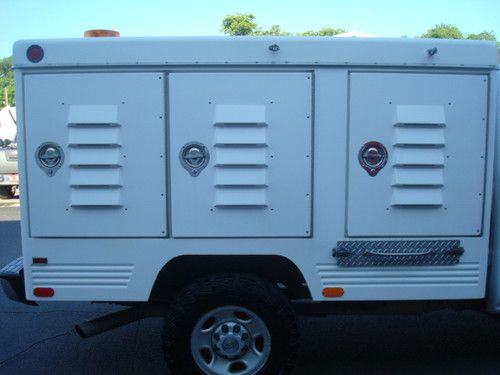 Chevrolet Silverado 2500 Dog Truck, image 14