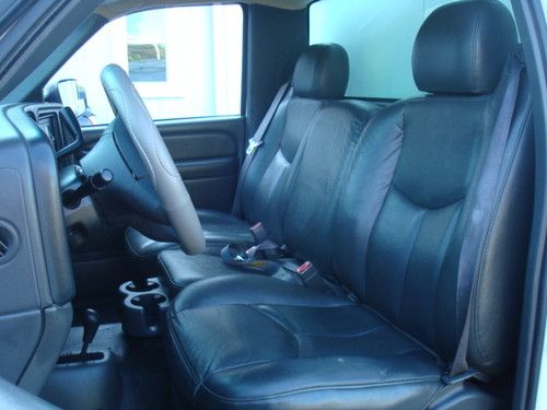 Chevrolet Silverado 2500 Dog Truck, image 16
