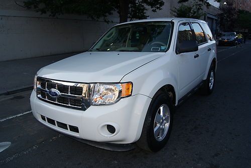 2011 ford escape xls  great on gas only 4cylinders. ihave honda pilot and more